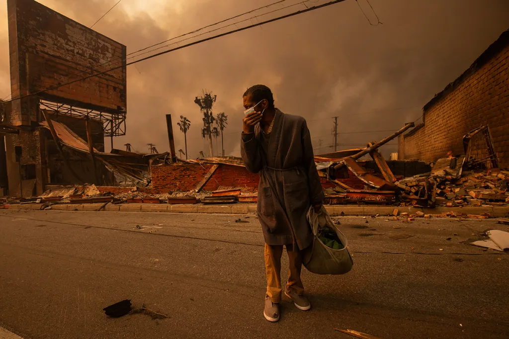 Los Angeles on Fire
Ethan Swope, United States, for Associated Press
