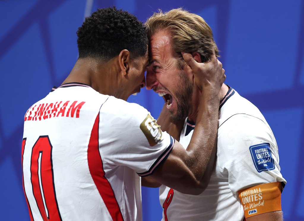 two men Harry KAne and Jude Bell from the England team celebrates during the 2026 World Cup