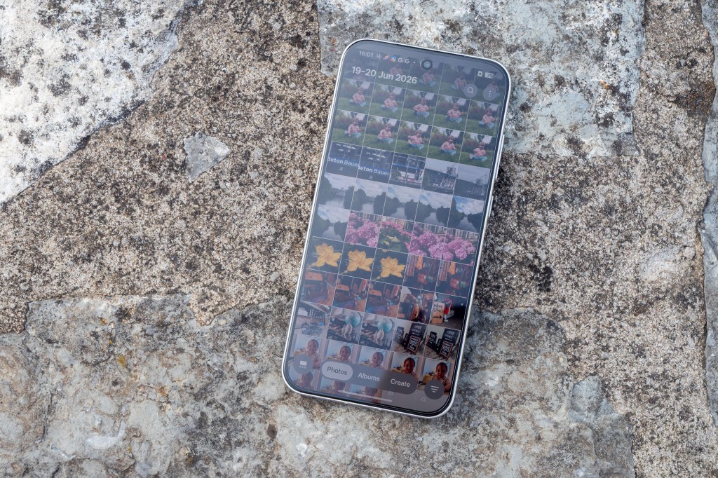 Oppo Reno 16 Pro gallery app