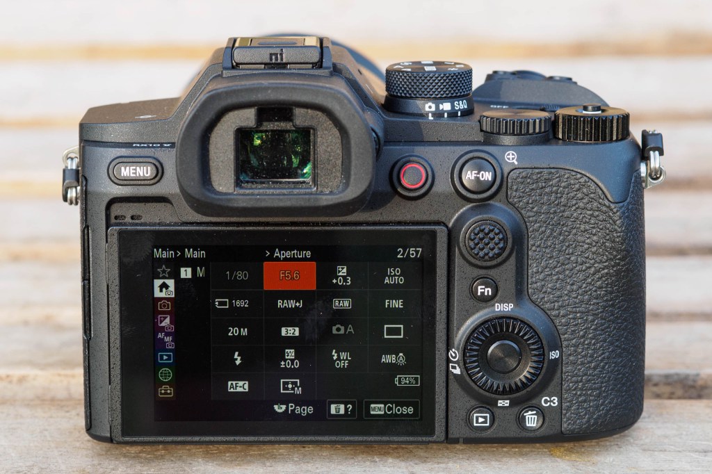 Sony RX10 V rear controls.