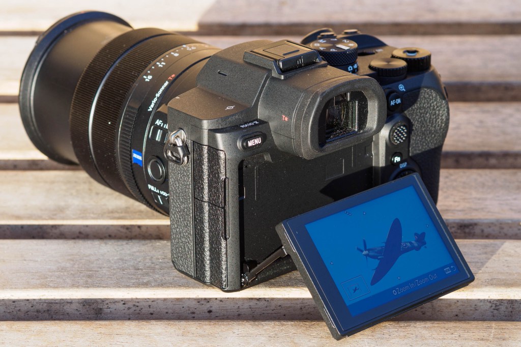 Sony RX10 V tilting screen.