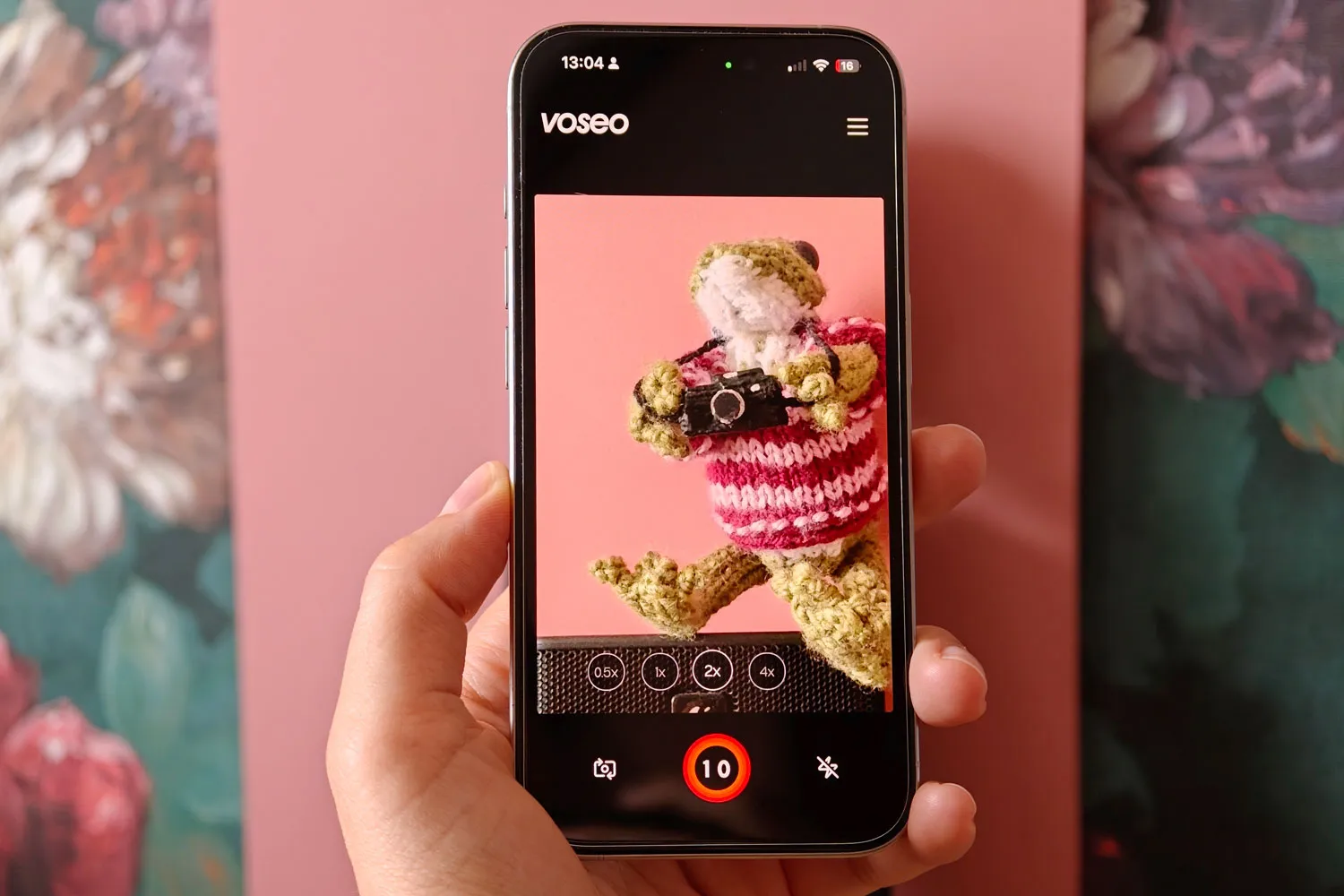 The Voseo app replicates the film-shooting experience on your phone, by limiting your shots and sending real prints to your doorstep (but at a price)