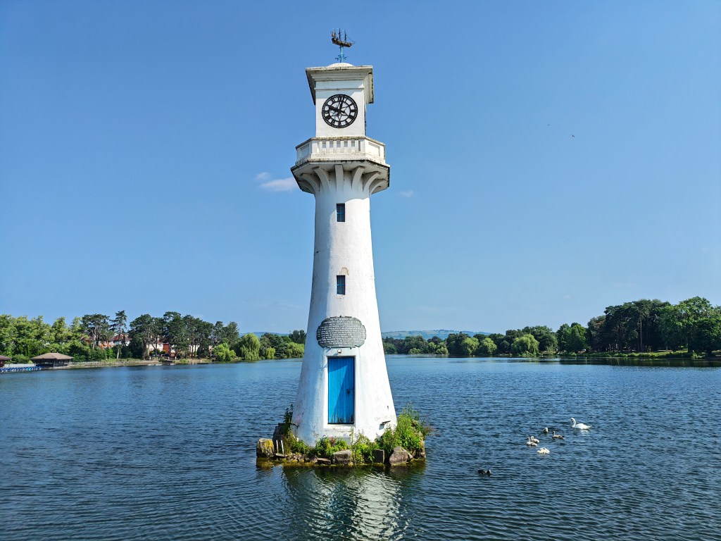 Honor Magic V6 fold phone sample image, lighthouse, 1x main lens
