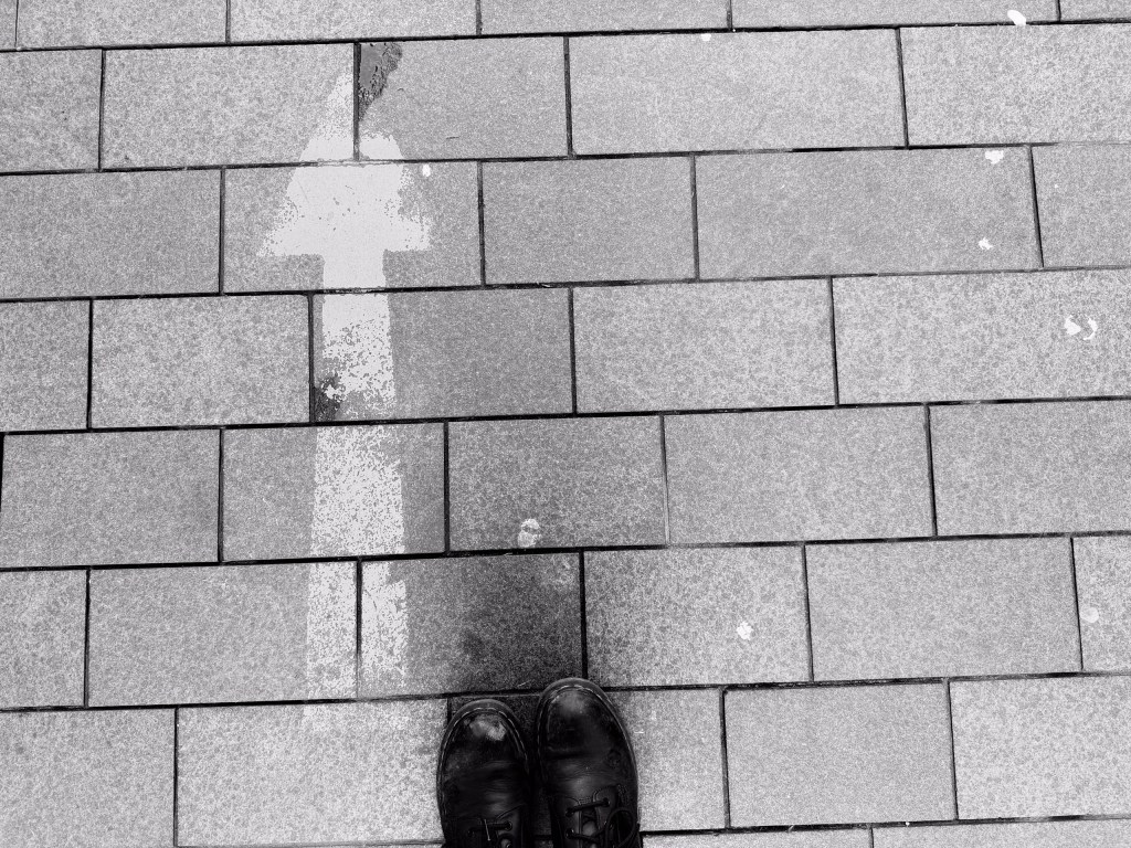 An arrow on the pavement